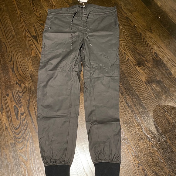 John Elliott Other - NWT John Elliott Pants Joggers Black Large 3